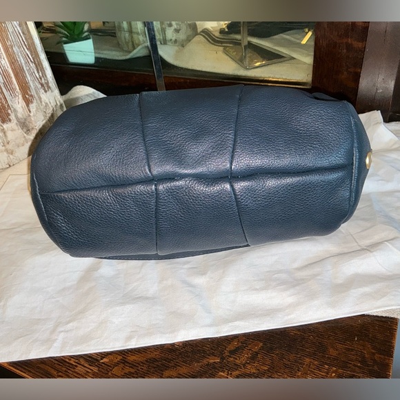 NWOT Hammitt Morgan Small Crossbody Shoulder Bag Navy Tides BG MSRP $395 - Picture 5 of 11